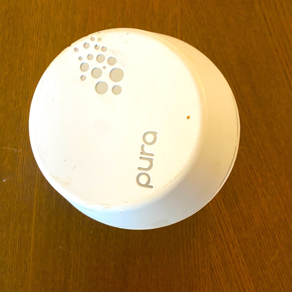 Pura Smart Diffuser